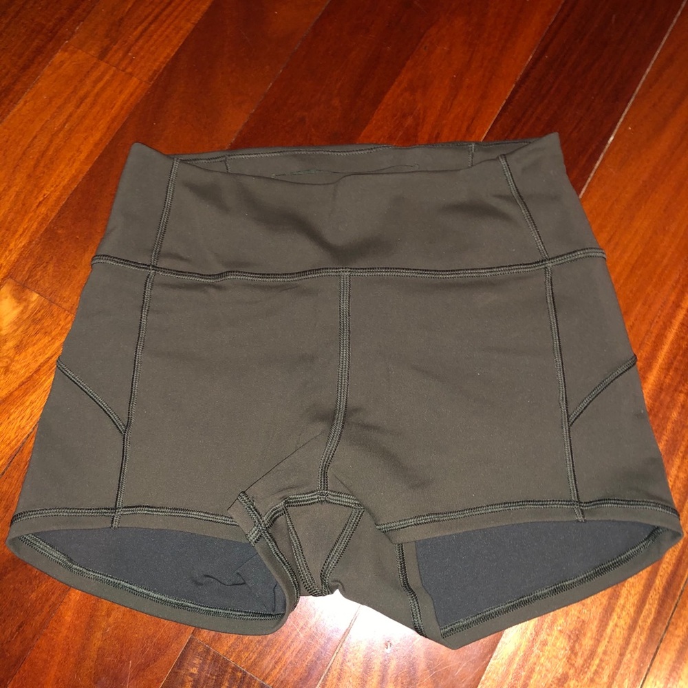 Lululemon Align shorts